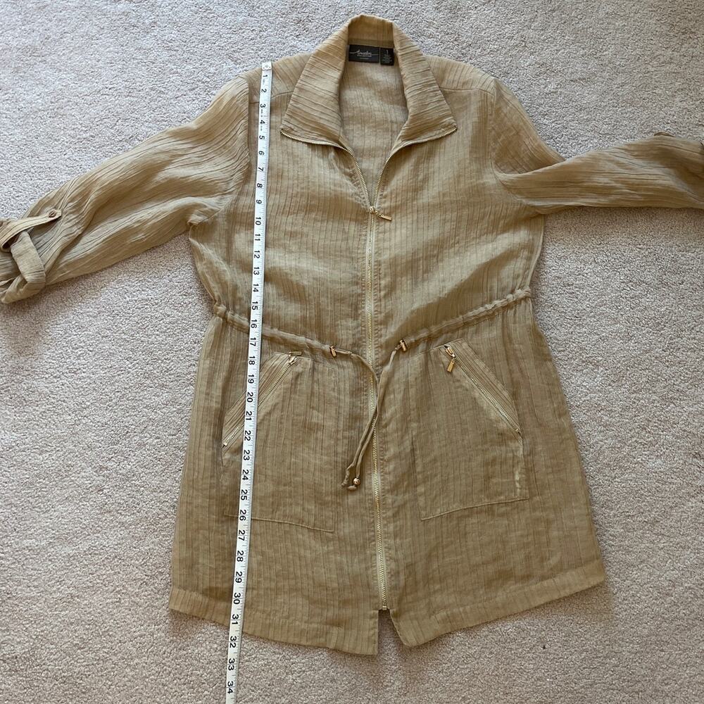 Chico's Travelers Sheer Roll Tab Sleeve Lightweight Zip Jacket Tan Size 1 Medium - Picture 5 of 5